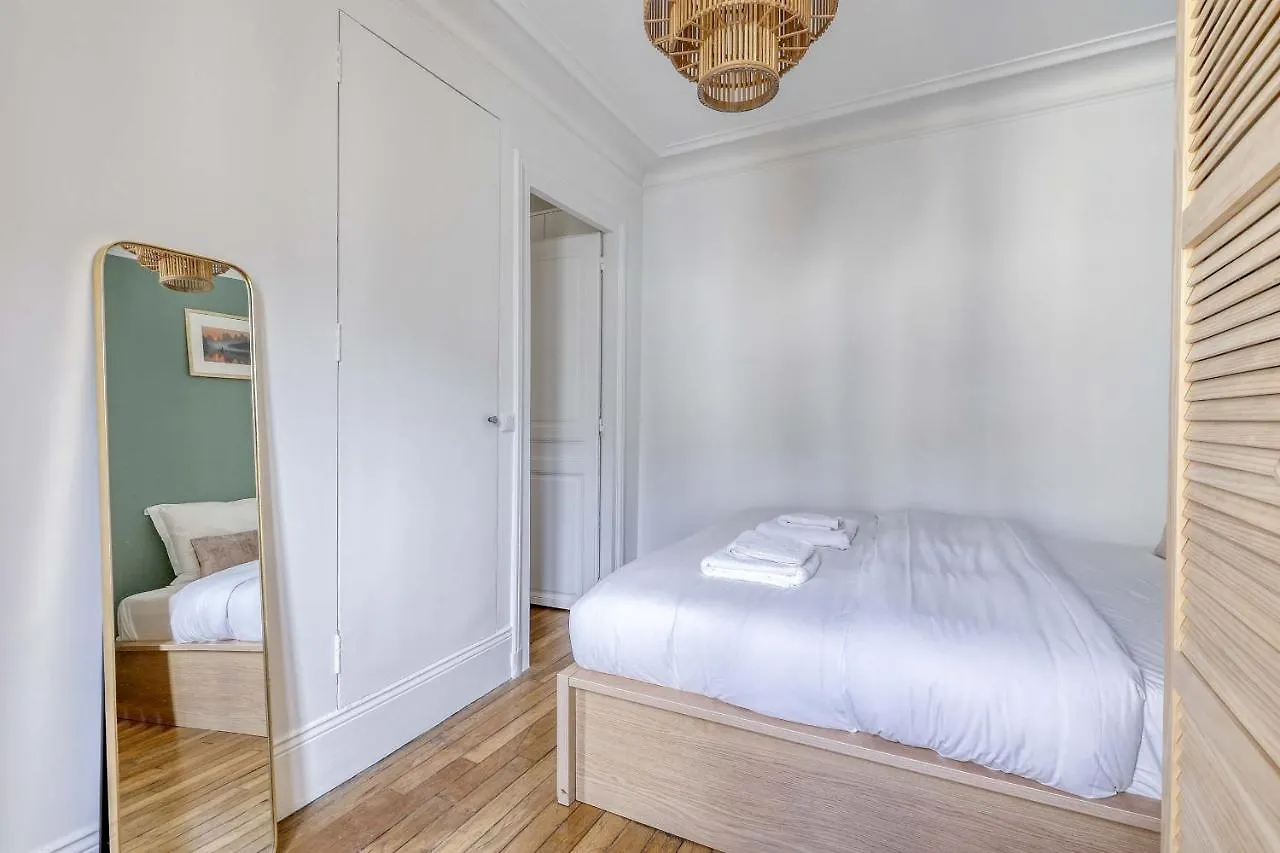 Superb Branded New Flat Of 50Sqm -Heart Of Paris 9 Apartment